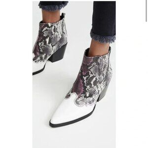 Sam Edelman Winona Booties in White/Berry Snakeprint / Size 7